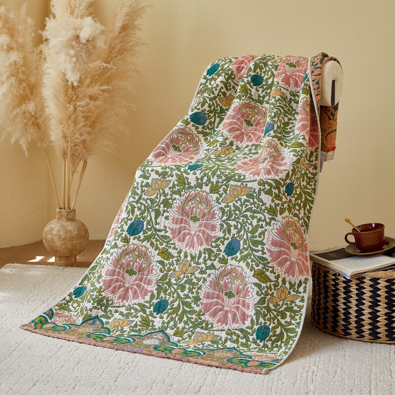 Pure Cotton Gauze Large Bath Towel, Floral Style, Soft and Skin-Friendly, Not Easy to Shed, Absorbent, Quick-Drying, Super Thickened Large Wrap Pure Cotton Gauze Large Bath Towel, Floral Style, Soft and Skin-Friendly, Not Easy to Shed, Absorbent, Quick-Drying, Super Thickened Large Wrap