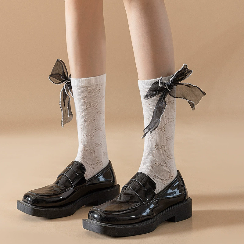 牵手人 Summer thin cute white colored Japanese knee socks with bow