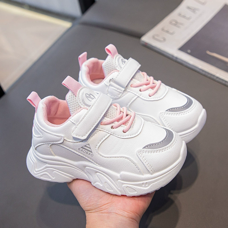 Children's sports shoes, casual footwear, non-slip white shoes, soft sole, trend of season