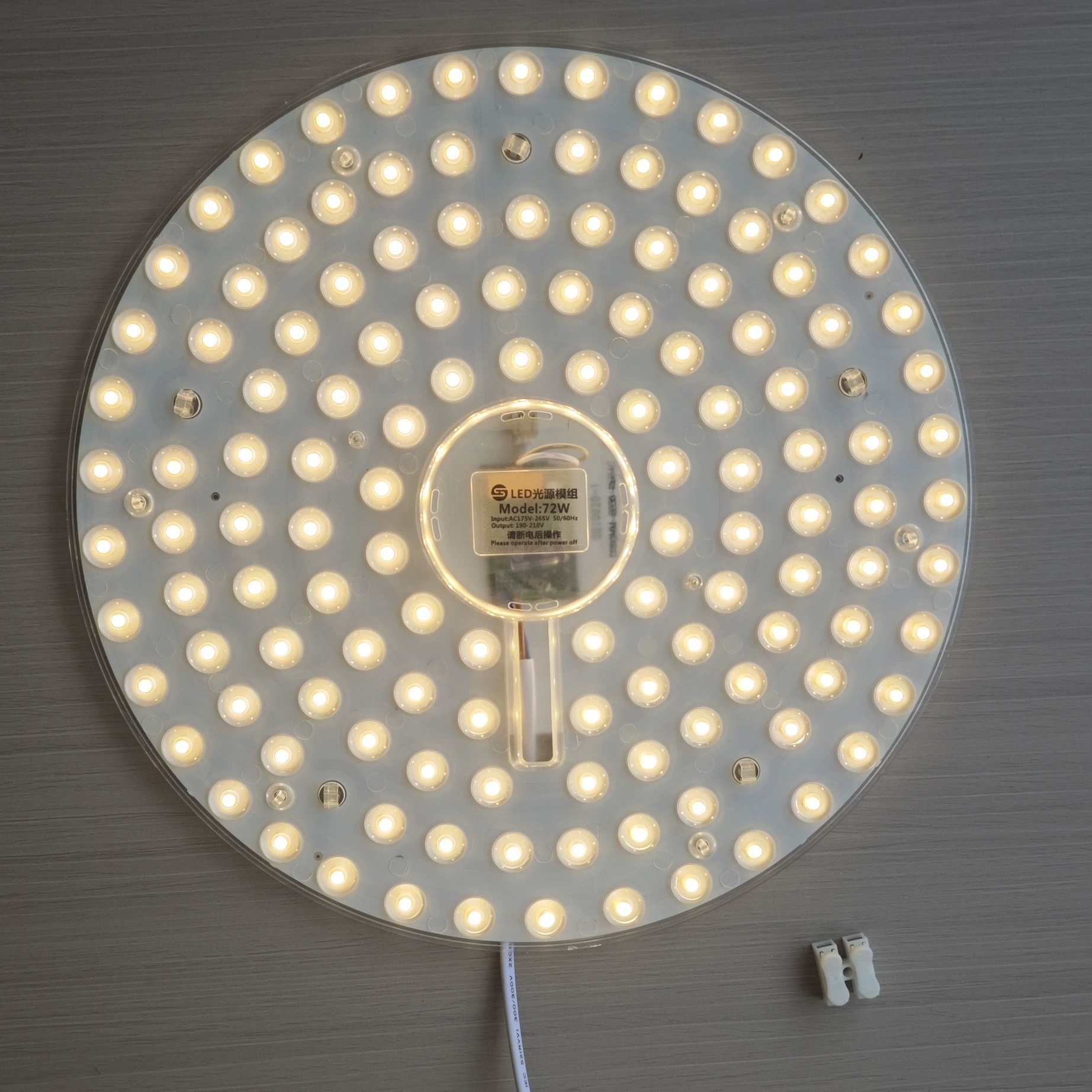 Светильник потолочный LED, источник света, линейный свет, сменные магнитные аксессуары, три цвета, защита глаз, комфортный световой спектр