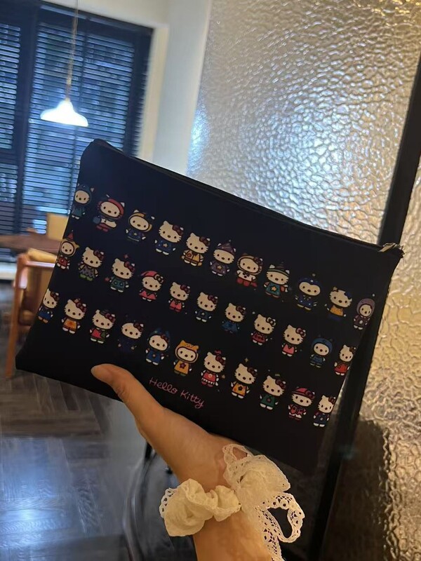ブラックハローキティファミリー多用途韓国風ネットセレブお出かけインウォッシュ収納インナーかわいい手持ち化粧ポーチ|undefined