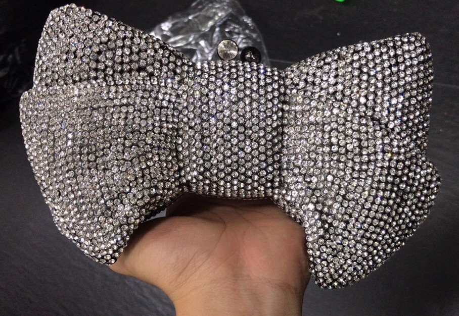 Bolso de arco transfronterizo nuevo arco de diamantes bolso de banquete de diamantes bolso de mano de mujer bolso de maquillaje pastel