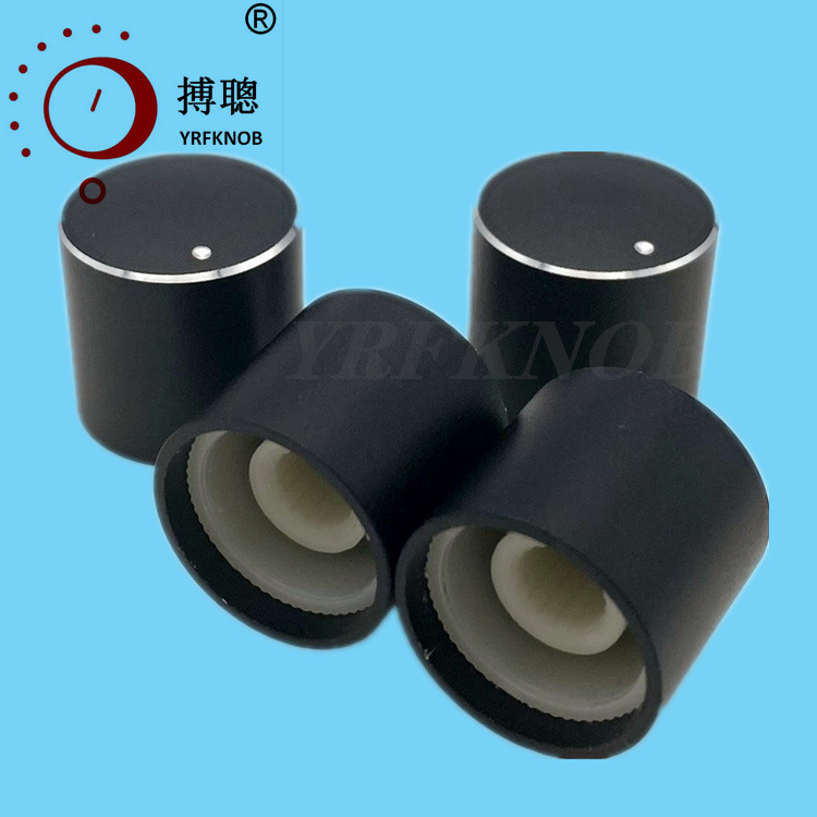 ��������ɫ����λ����ť��ɫ��ɰ���17&times;17mm���Ͻ���ť