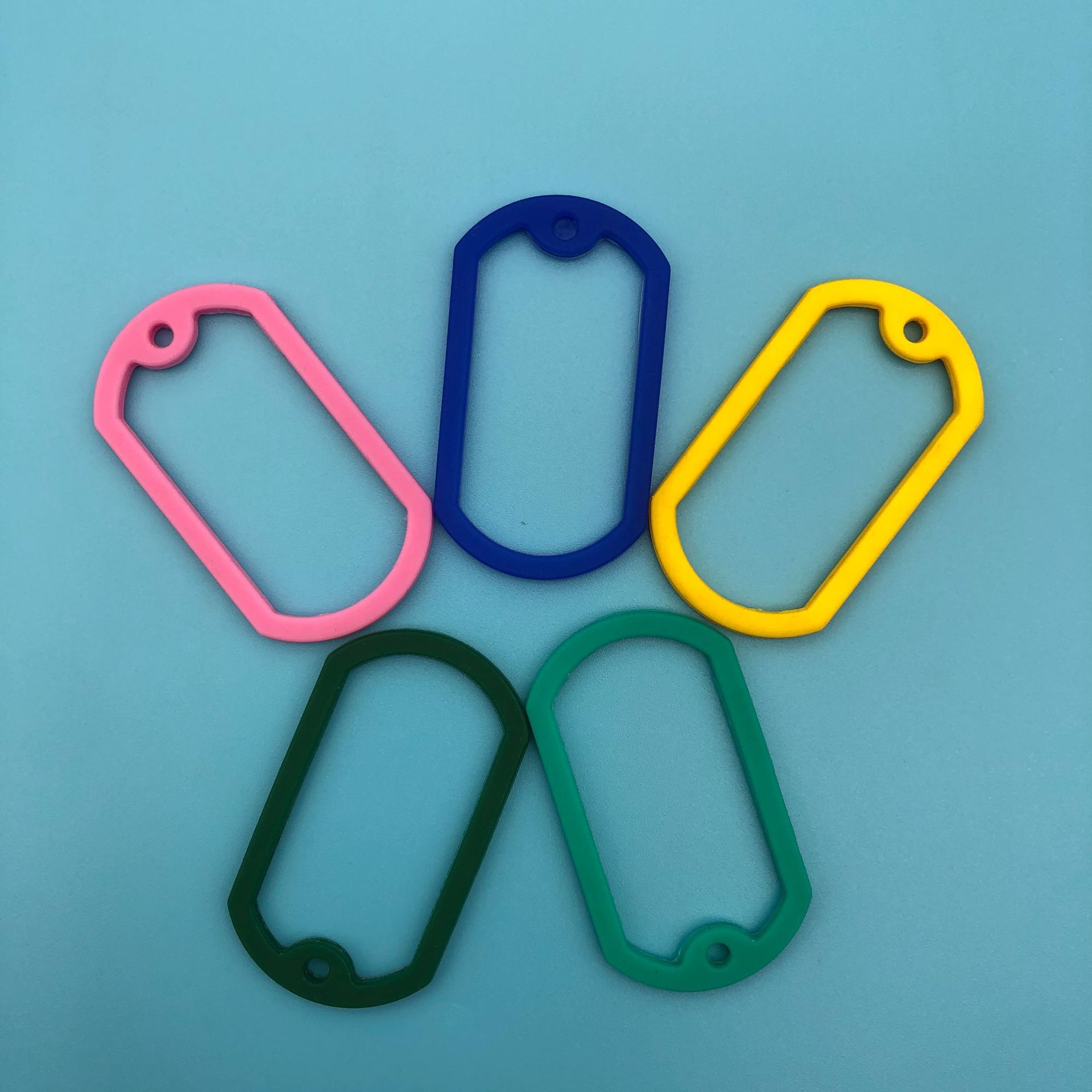 圆形方形硅胶狗牌套 中山硅橡胶制品厂 硅胶吊牌 单孔狗牌消音圈