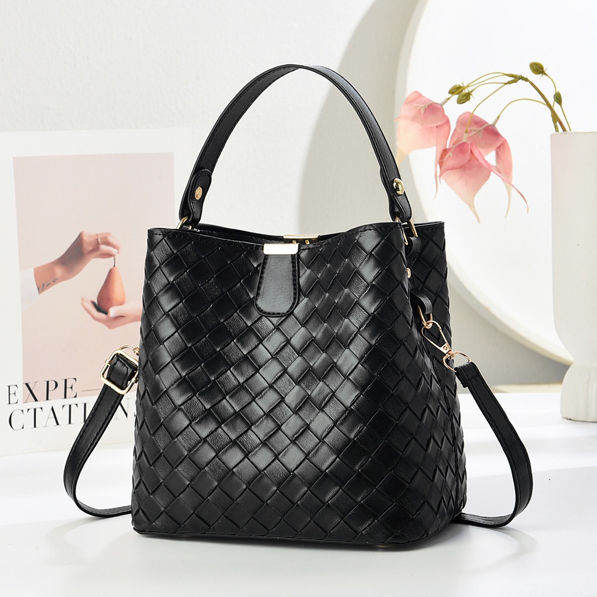 Temperamento bolsas de cubo bolsas de mano de estilo casual bolsas de mujer bolsas de hombro de moda bolsas de mochila transfronterizas image 7