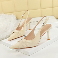 9626-6 European and American soft Pana design twist flower bow pointed shallow mouth straight buckle strap high-heeled sandals