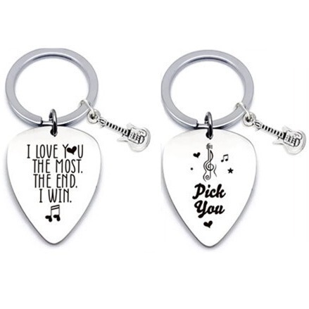Amazon hot pick gift I stainless steel guitar pick key chain love male and female friends gift lettering Amazon hot pick gift I stainless steel guitar pick key chain love male and female friends gift lettering