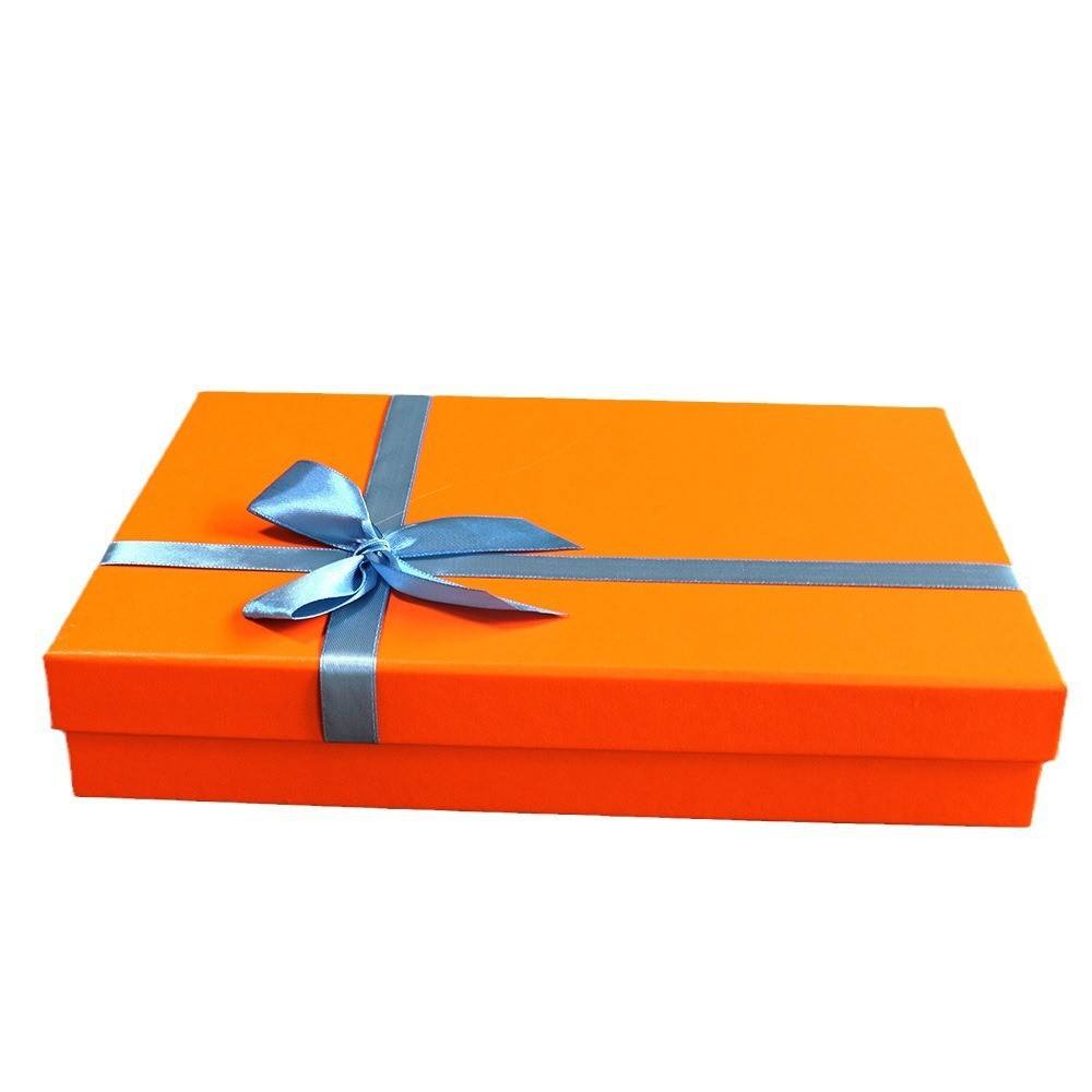 Caja cuadrada Tiandi caja de regalo de cumpleaños de alta gama con lazo, caja de embalaje de regalo de mano al por mayor