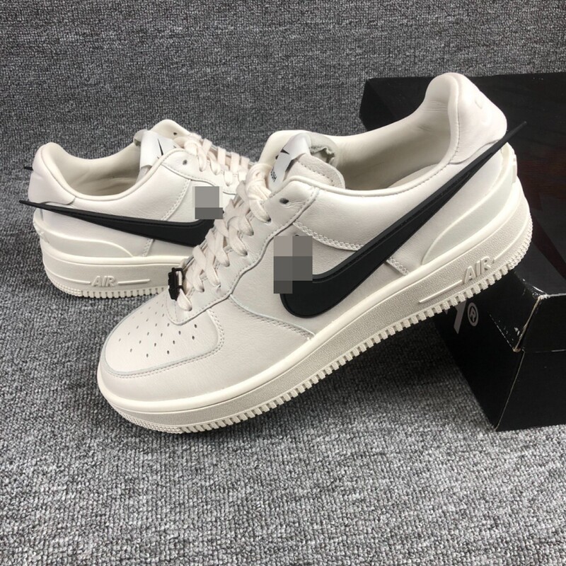 Af1 Air Force One Ambush Black and White Flying Hook Large Hook Men's and Women's Shoes Autumn and Winter Wear-Resistant Sports Sneakers Trendy Hot Style Af1 Air Force One Ambush Black and White Flying Hook Large Hook Men's and Women's Shoes Autumn and Winter Wear-Resistant Sports Sneakers Trendy Hot Style
