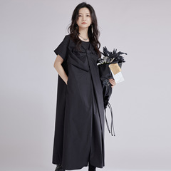 Zhongchuang Rizhen ニッチデザインスタンドアッププリーツ V ネックルーズフレンチドレス女性の 2025 夏のハイエンドロングスカート