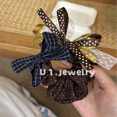 girl's ponytail hair accessory, Saç üçün rezinlər