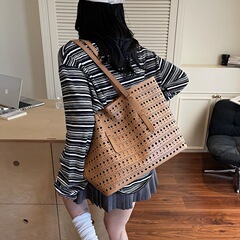 クロスボーダー大容量中空トートバッグニッチカジュアルハンドバッグ海辺休暇野菜バスケットベーカリーマザービーチバッグ