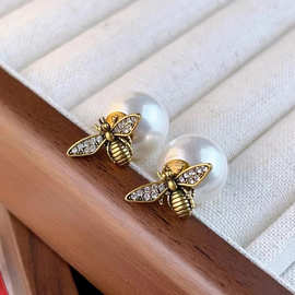 小蜜蜂珍珠耳环甜美小巧简约气质网红明星s925银针古铜色两用耳饰