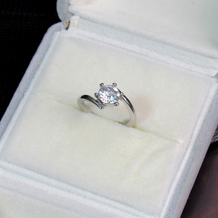 Downstream live broadcast alloy six-claw ring imitation moissanite diamond ring snowflake fashion light luxury high-end ring wholesale