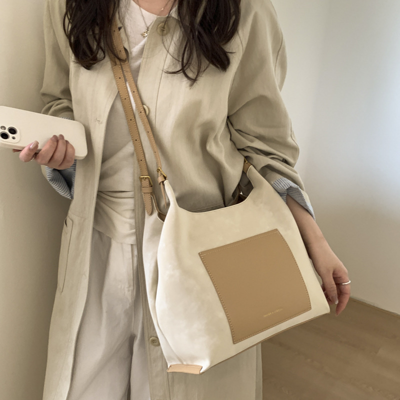 小众时尚拼接大包百搭通勤斜挎女包大容量轻便复古麂皮绒单肩大包|undefined