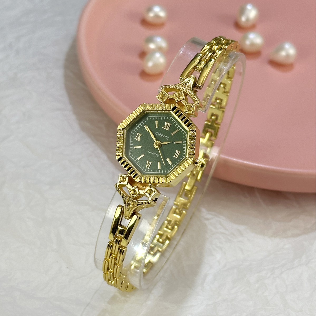 Wholesale Watch Manufacturer Direct Sales Bracelet-Style Wristwatch Foreign Trade Light Luxury Niche Small Green Cross-Border Women's Watch Tiktok Trending Item