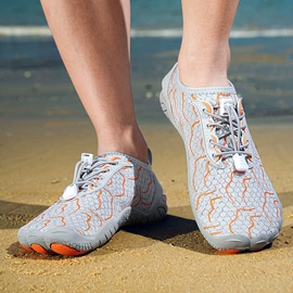 溯溪鞋;休闲鞋;登山鞋