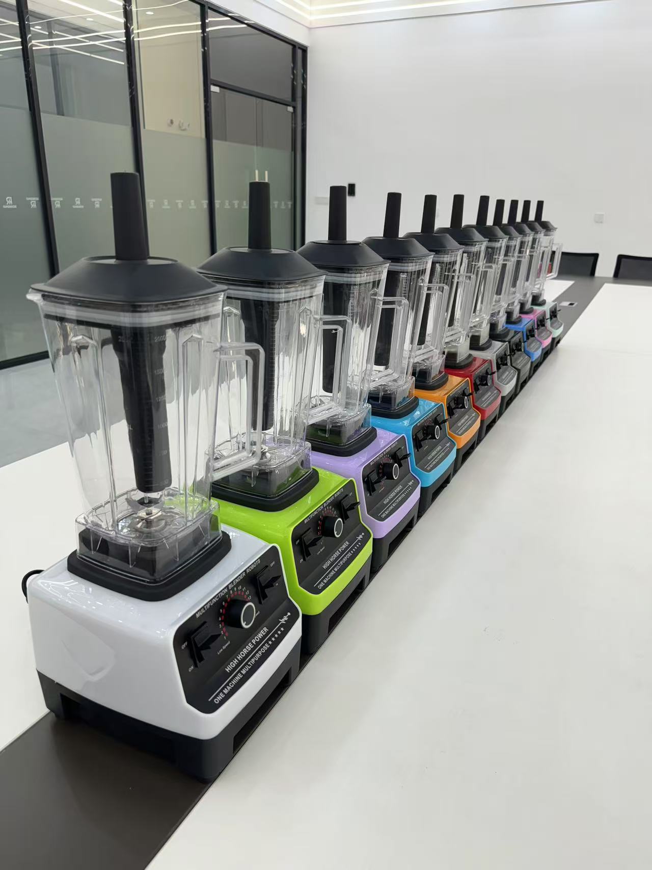 Slushi-Maschine 3L Eiscrusher Mixer Smoothie-Maker Kommerzieller Standmixer Grenzüberschreitender Handel 220V EU-Standard SC9880