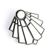 厂家定制学校胸章佩戴饰品滴胶胸针扣针蔬菜水果造型金属珐琅胸针