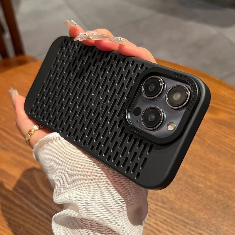 Iphone15promax携帯ケースを適用した新アップル14シンプルなハードケース13pm通気放熱12透かし彫り|undefined