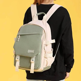 通用双肩背包;中大学生书包;休闲背包