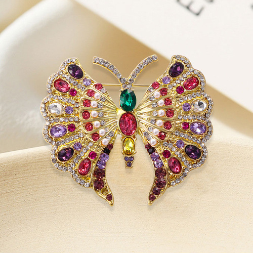 Vintage Full Diamond Butterfly Brooch Exaggerated Insect Coat Jacket Pin Women's New Fashion Accessory Animal Decor