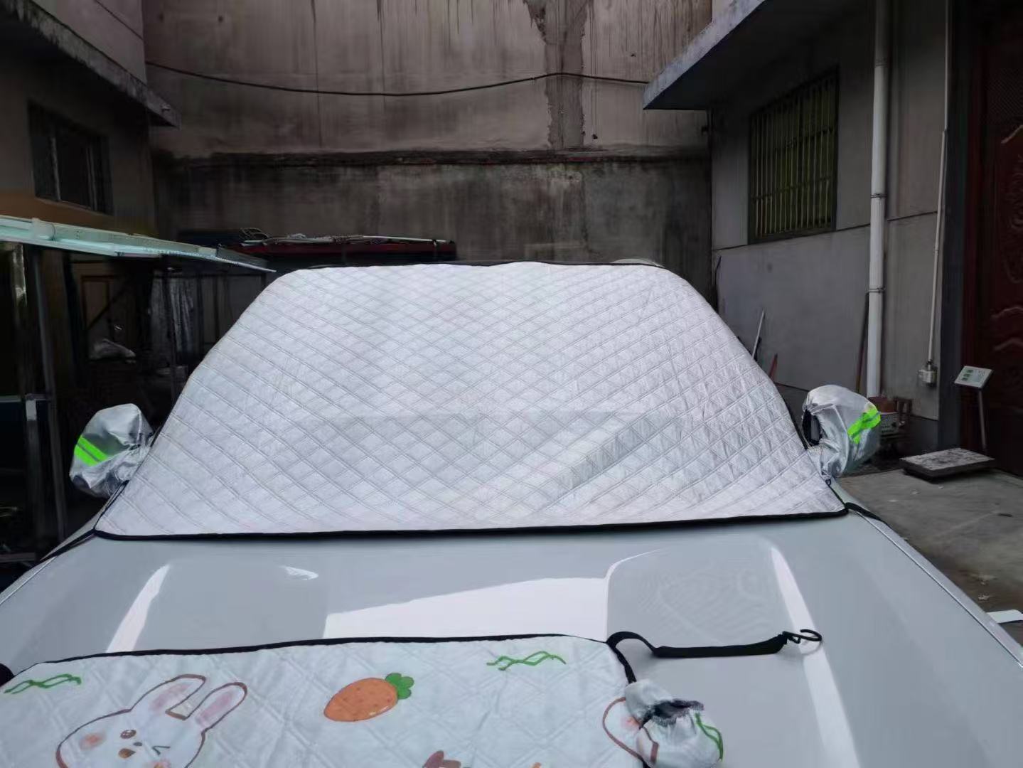 Car Snow Shield, Car Front Windshield Cover, Magnetic Snow Shield with Rearview Mirror Cover, Thickened Snow Shield, Cross-Border Hot Model