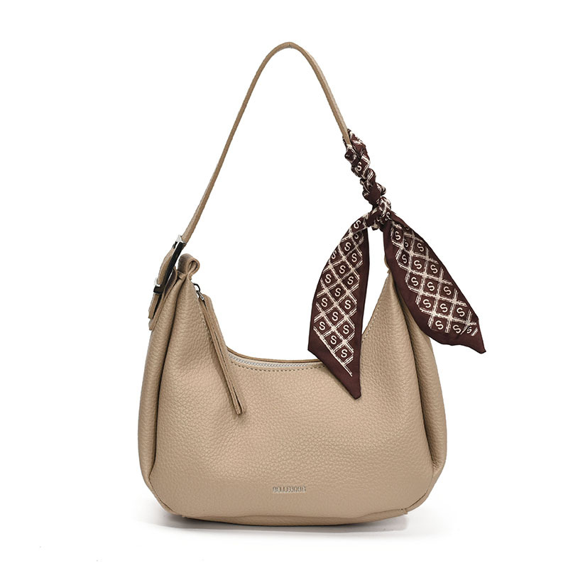 Bolso de axila coreano transfronterizo para mujer 2025 nuevo bolso de viaje simple casual de todo fósforo bolso de hombro de todo fósforo de alta gama