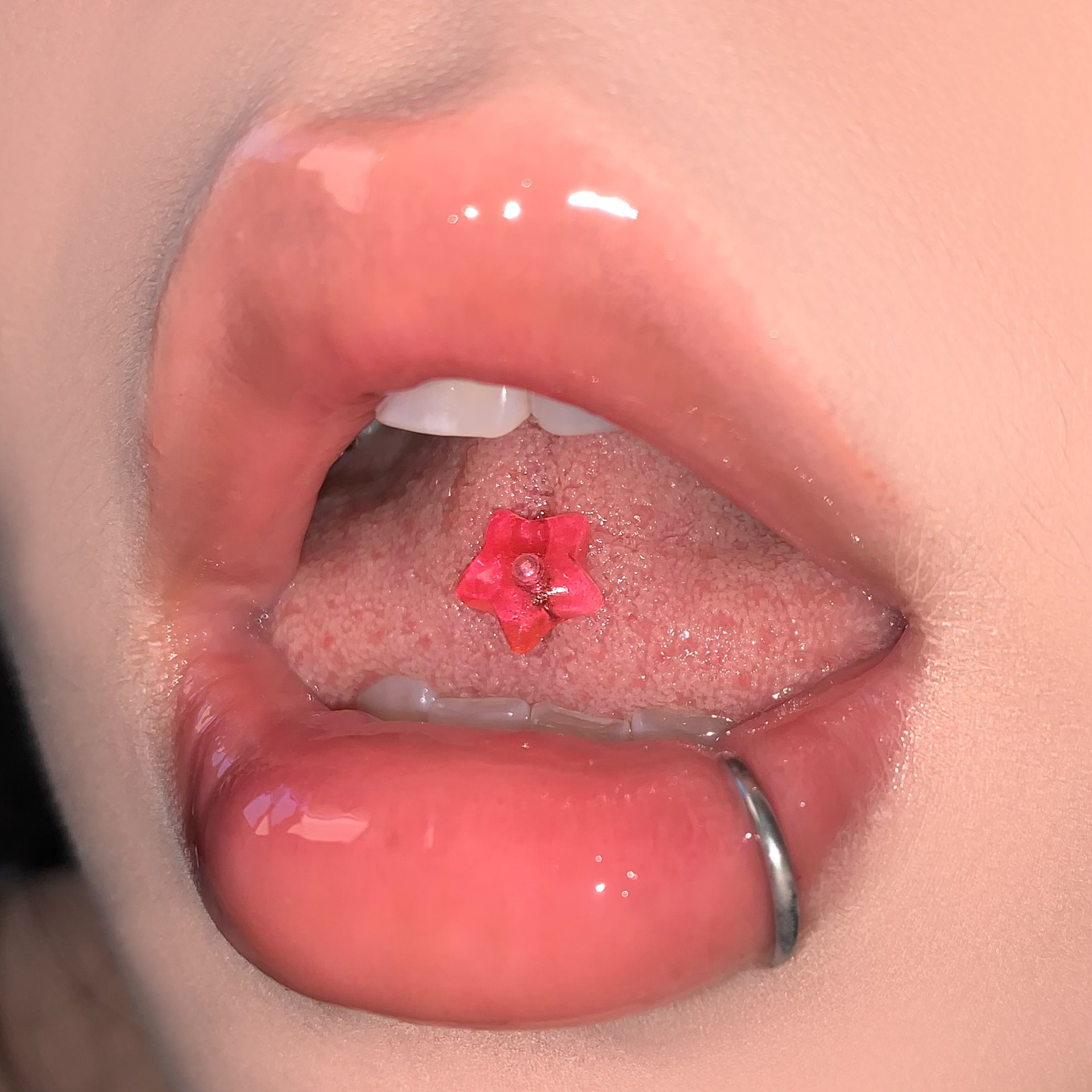 Labret piercing jewelry detail image