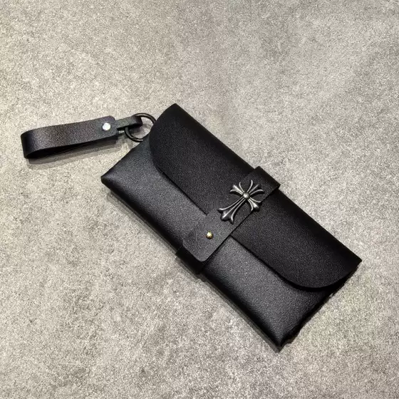 Vintage Fashion Cross Sunglasses Pouch Soft Leather Portable Protective Case Dark Gothic Style Trendy Sunglasses Storage Bag