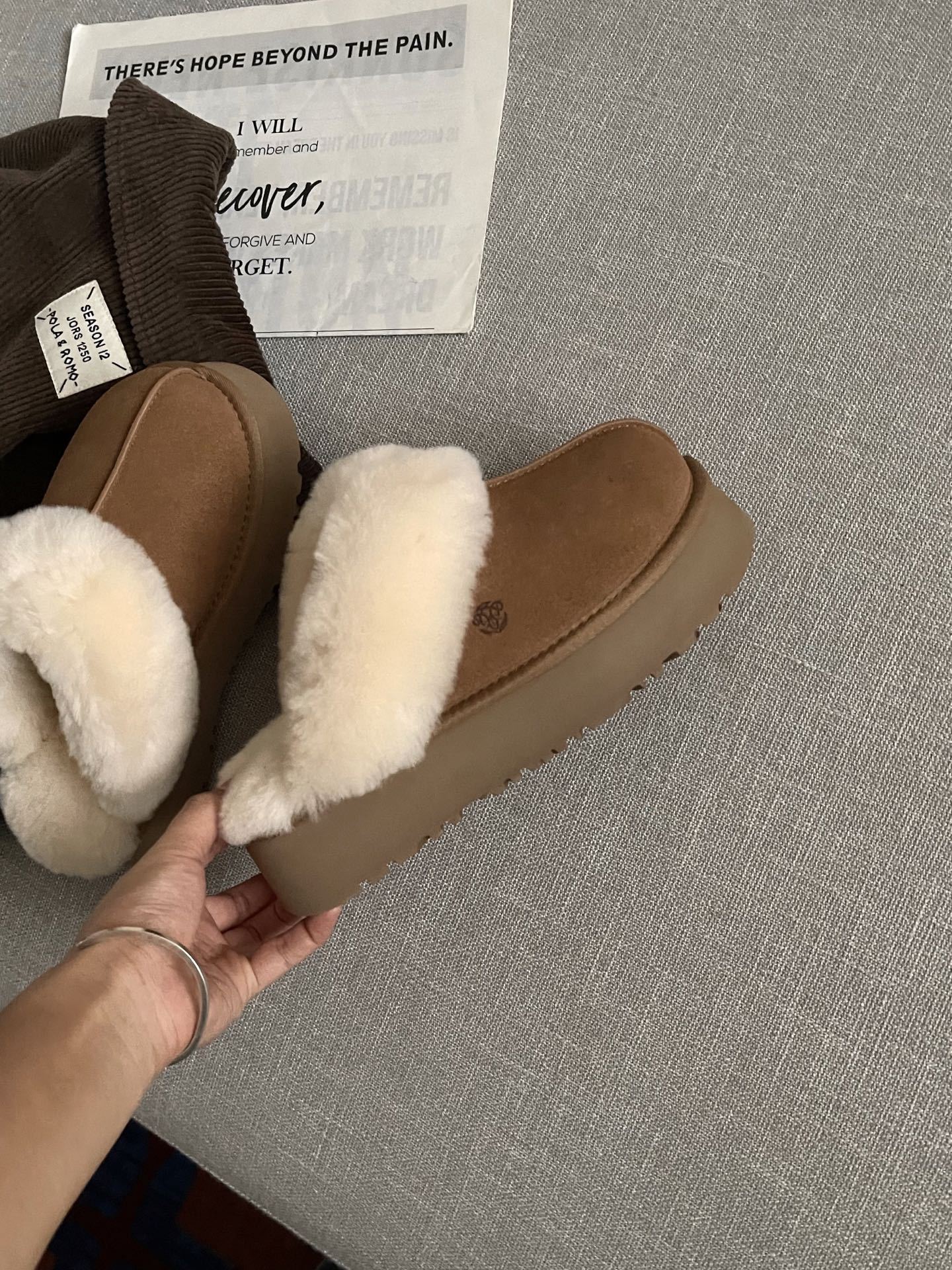 Stivali da neve corti in pelle di pecora con fodera in pile 2025 autunno inverno cotone caldo ispessito scarpe da donna con rialzo_voghion.com