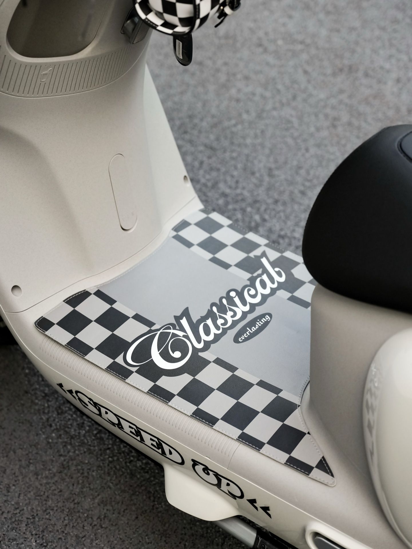 Suitable for Emma Q5 Electric Vehicle Foot Pads Retro American Waterproof Sun Protection Wear-Resistant Anti-Slip Foot Pads Pedal Pads