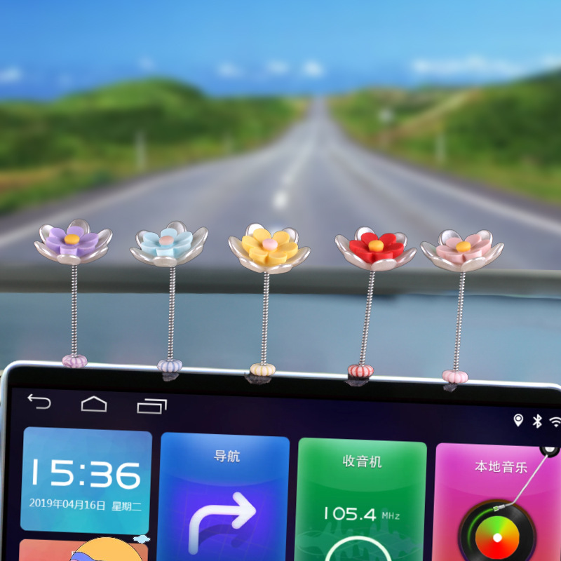 Nuevo producto lindo sacudiendo la cabeza margarita decoración del coche flores frescas decoración del espejo retrovisor de la consola central del coche