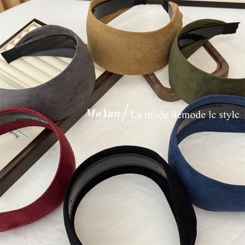 2024 Autumn and Winter New Suede Wide Headband Women's Retro Pressed Hair Headband Versatile Hairpin Headwear for Daily Outings