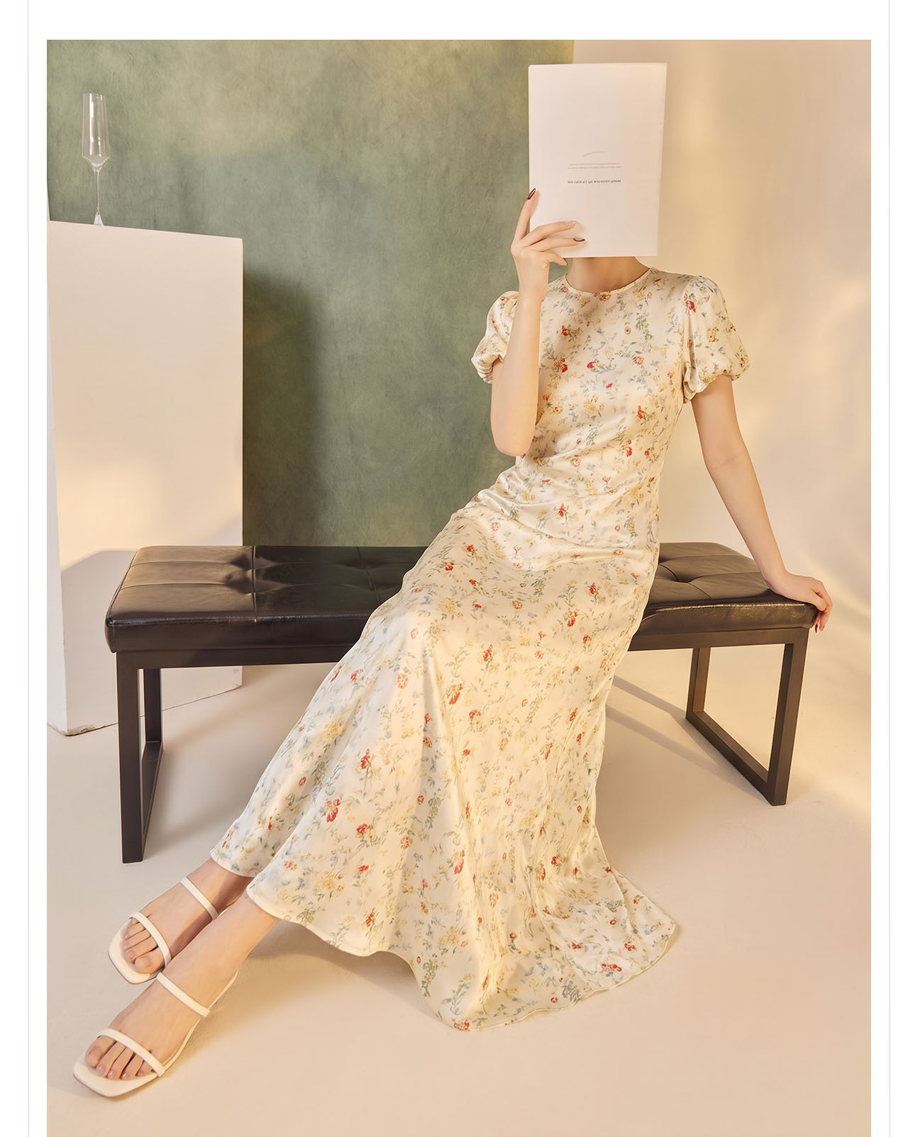 Đầm maxi kiểu Pháp tay bong bóng cổ vòng thắt eo họa tiết hoa vàng — Hoa vàng chi tiết 6