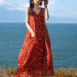 波西米亚度假风连衣裙女夏新疆沙漠旅游穿搭红色裙子海边吊带长裙