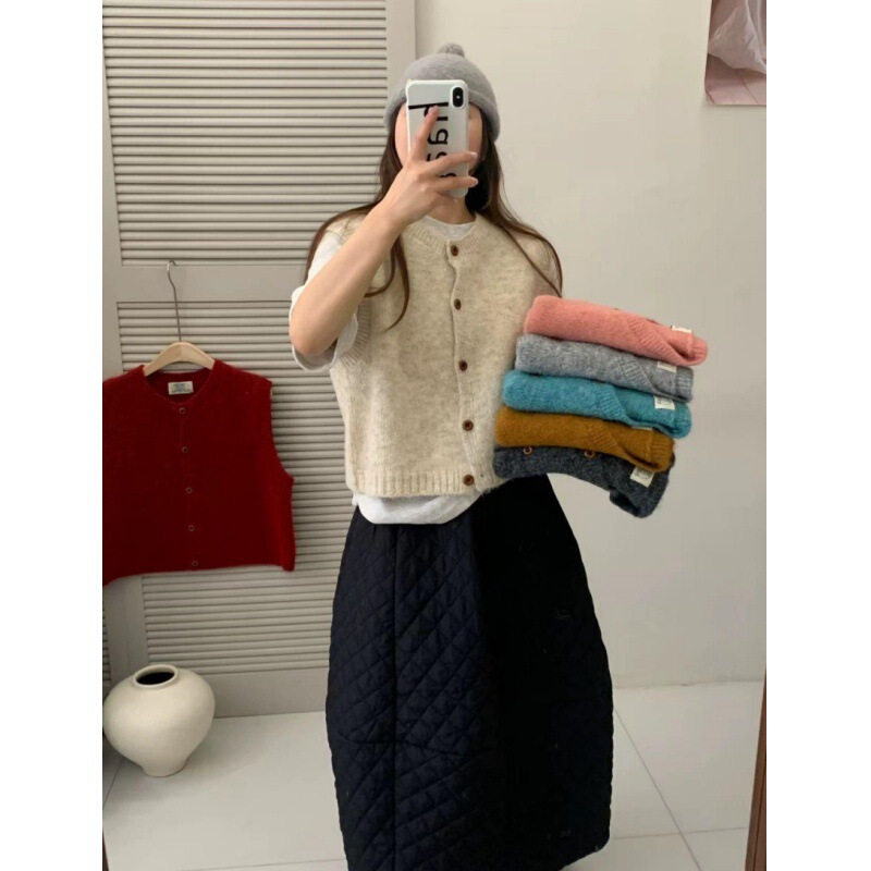 Korean-style Candy Multi-color Crewneck Knitted Vest Spring Stacked Sleeveless Single-breasted Cardigan Sweater Waistcoat Korean-style Candy Multi-color Crewneck Knitted Vest Spring Stacked Sleeveless Single-breasted Cardigan Sweater Waistcoat