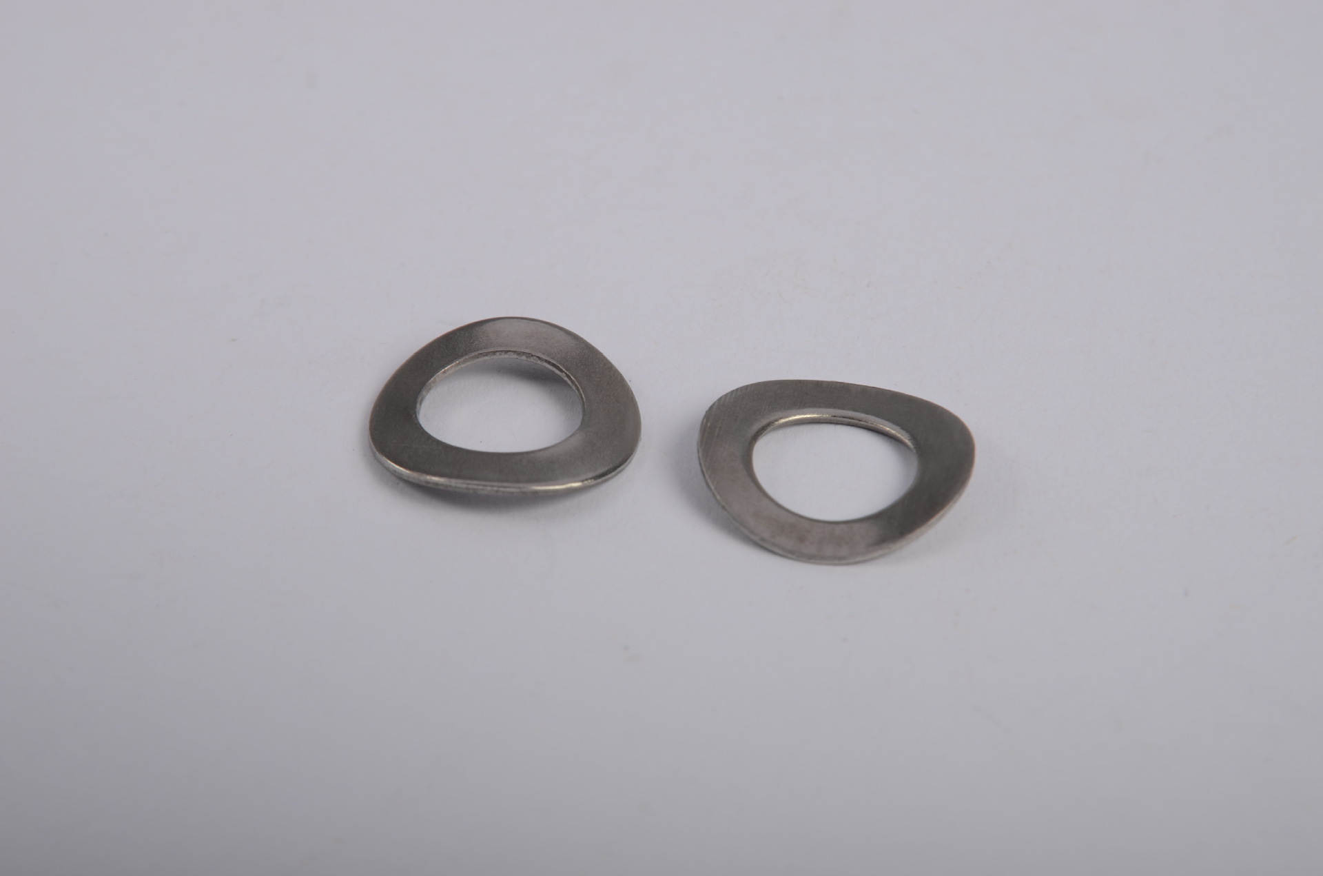 GB955不锈钢波形垫圈   M8