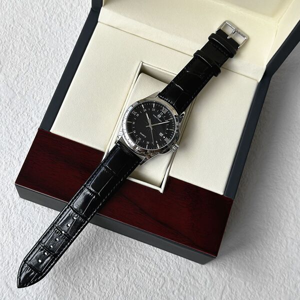 fashionable quartz men's watch