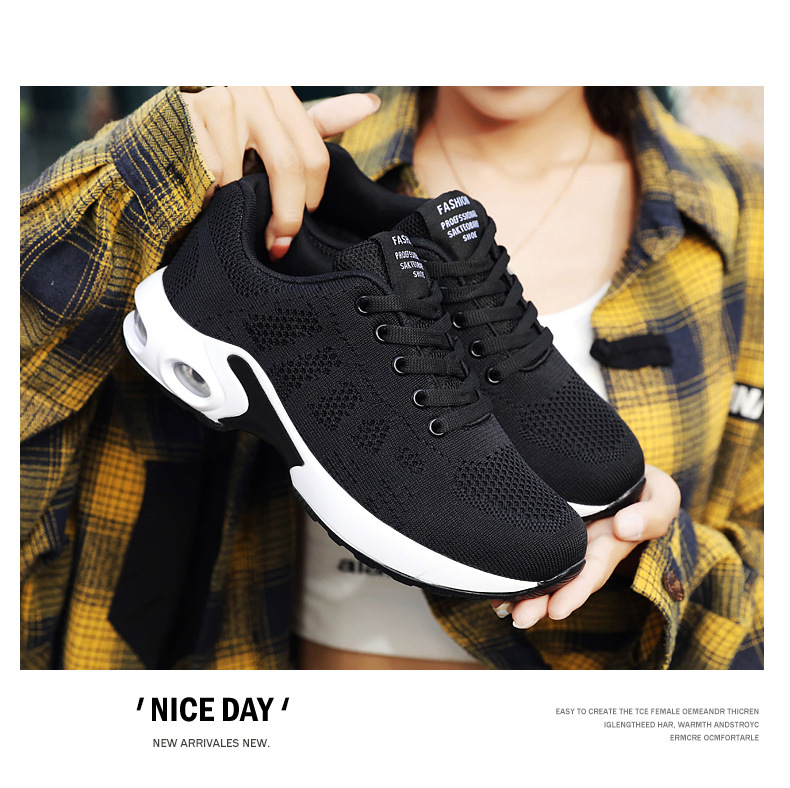 Women's Sports Color Block Round Toe Sports Shoes display picture 1