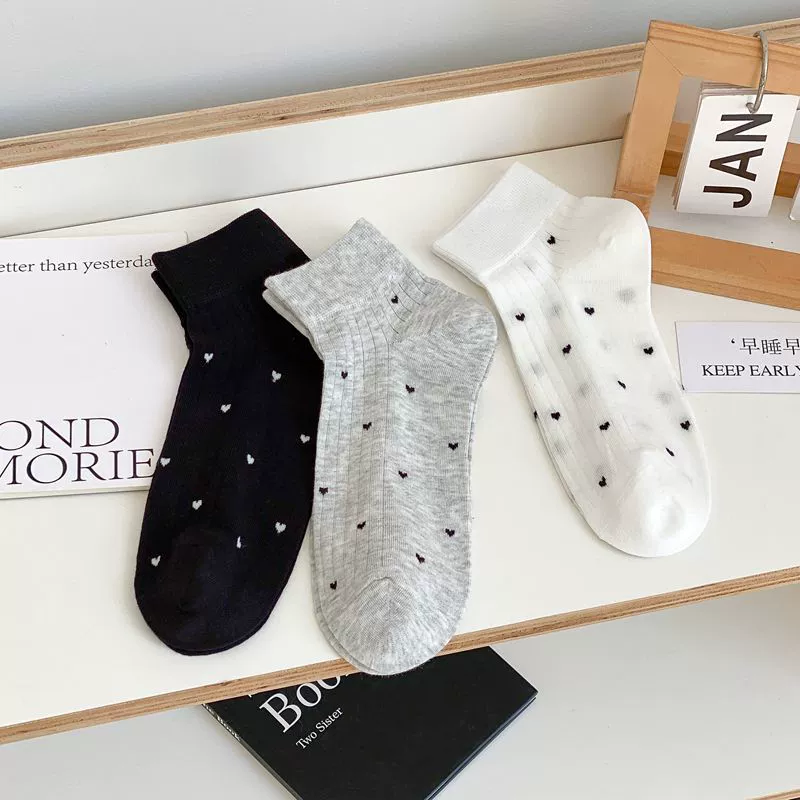 2025 Весна/Лето Новые однотонные простые сетчатые дышащие короткие носки-лодочки для женщин, тонкие универсальные женские носки.