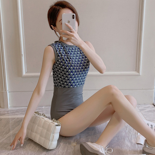  women's new Japanese and Korean one-piece swimsuit briefs leaking back printed belly-covering slimming hot spring vacation swimsuit