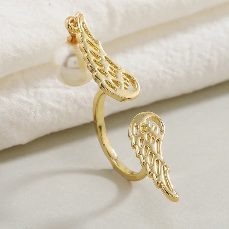 Small creative design adjustable ring pearl
