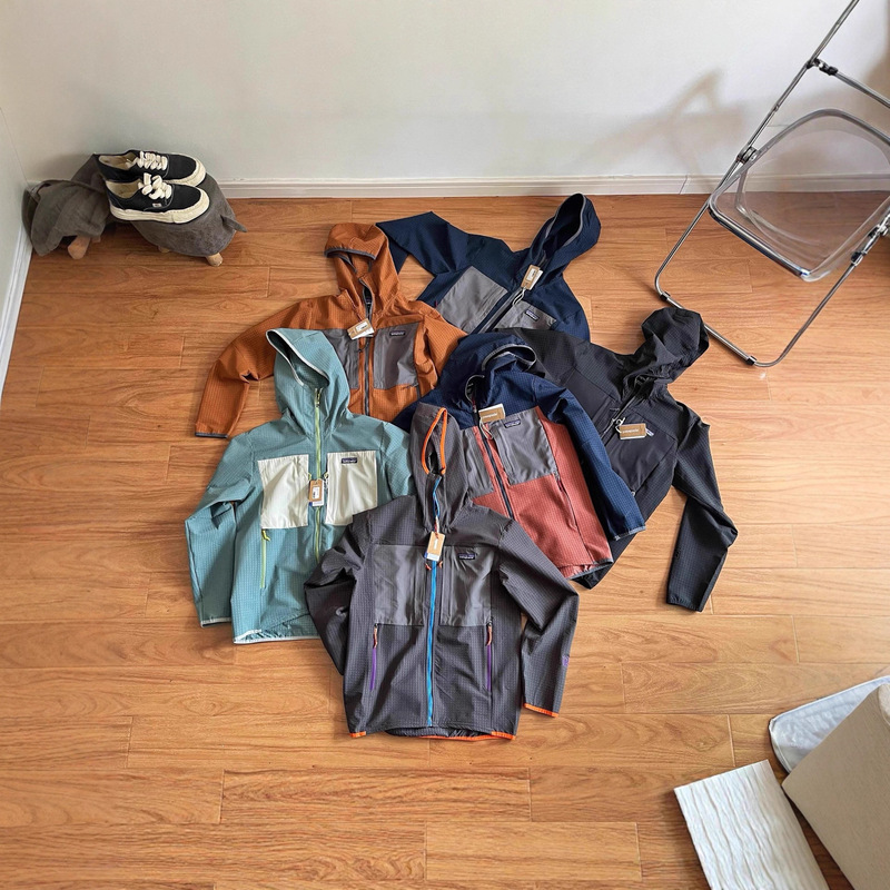 Spring and Autum New Pata Patagonia m's R2 Techface Hoody Sports Zipper Jacket for Men and Women Ins Spring and Autum New Pata Patagonia m's R2 Techface Hoody Sports Zipper Jacket for Men and Women Ins