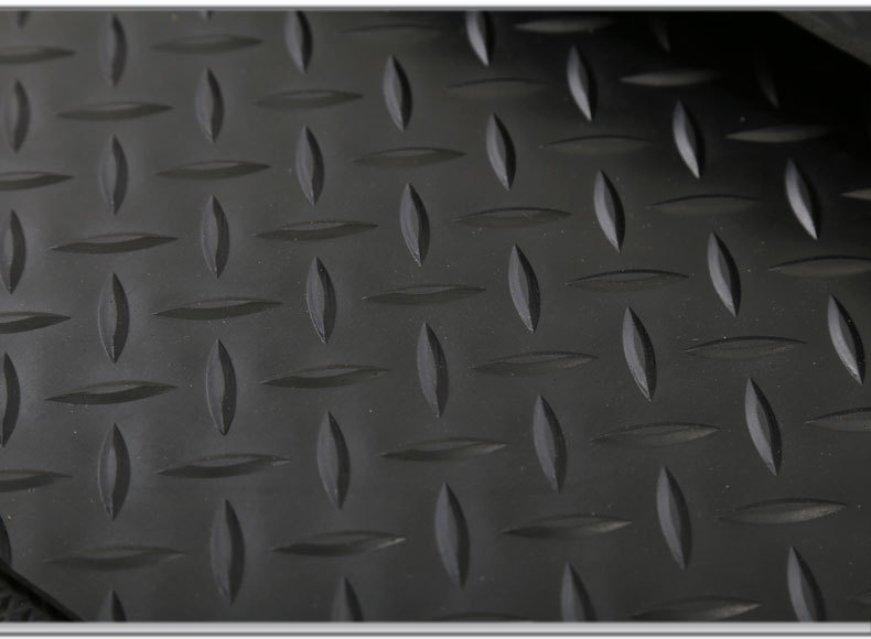 11228203562_1635342223