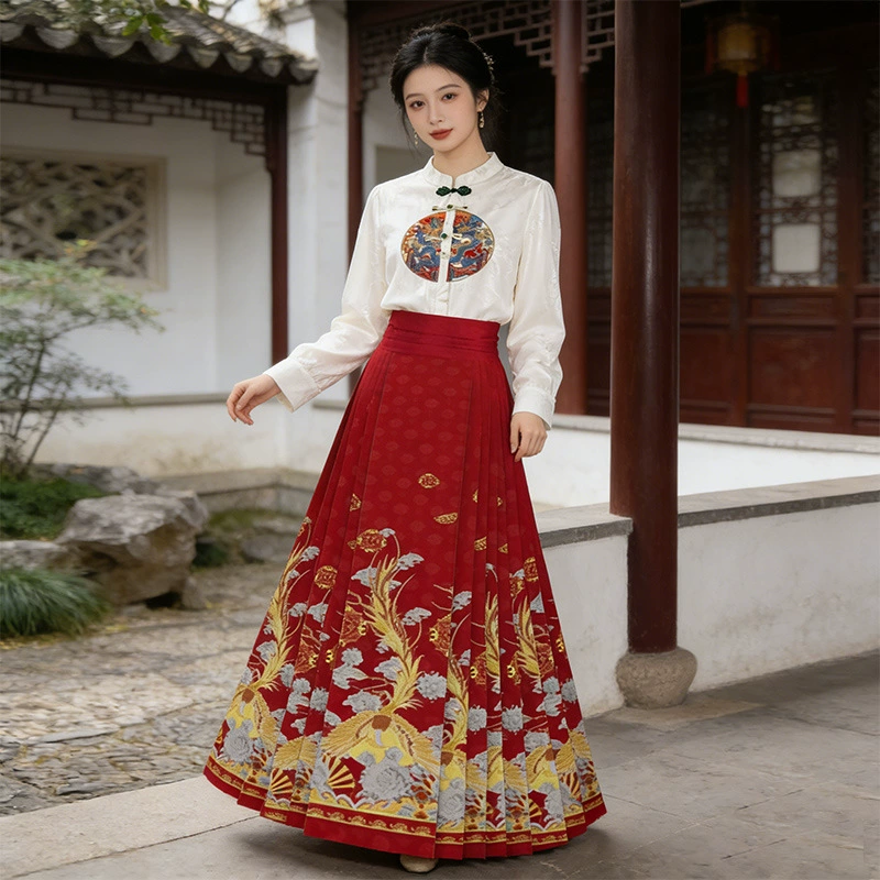Hanfu set women's, Chinese style robe and skirt, embroidered patterns, multi-size (S–2XL)