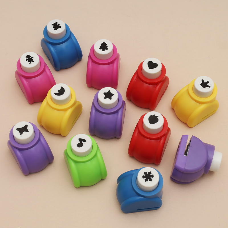 Niños DIY materiales hechos a mano pequeña tarjeta de felicitación en relieve creador de tarjetas de felicitación jardín de infantes inteligencia ahorrar mano de obra máquina de relieve al por mayor