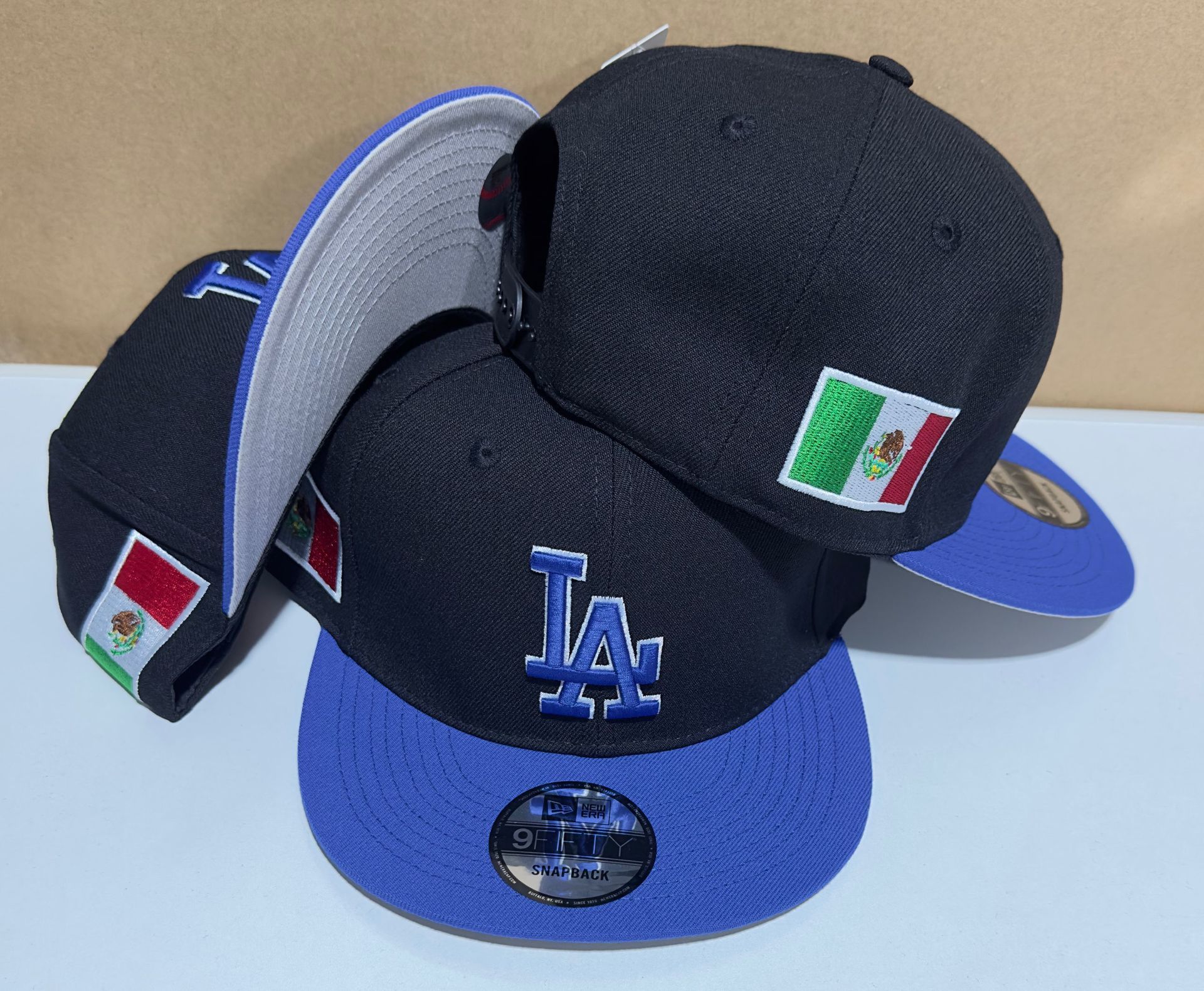 AnFo Wholesale AAA sombreros ajustables sombreros bordados sombreros de béisbol sombreros de borde plano sombreros ajustables