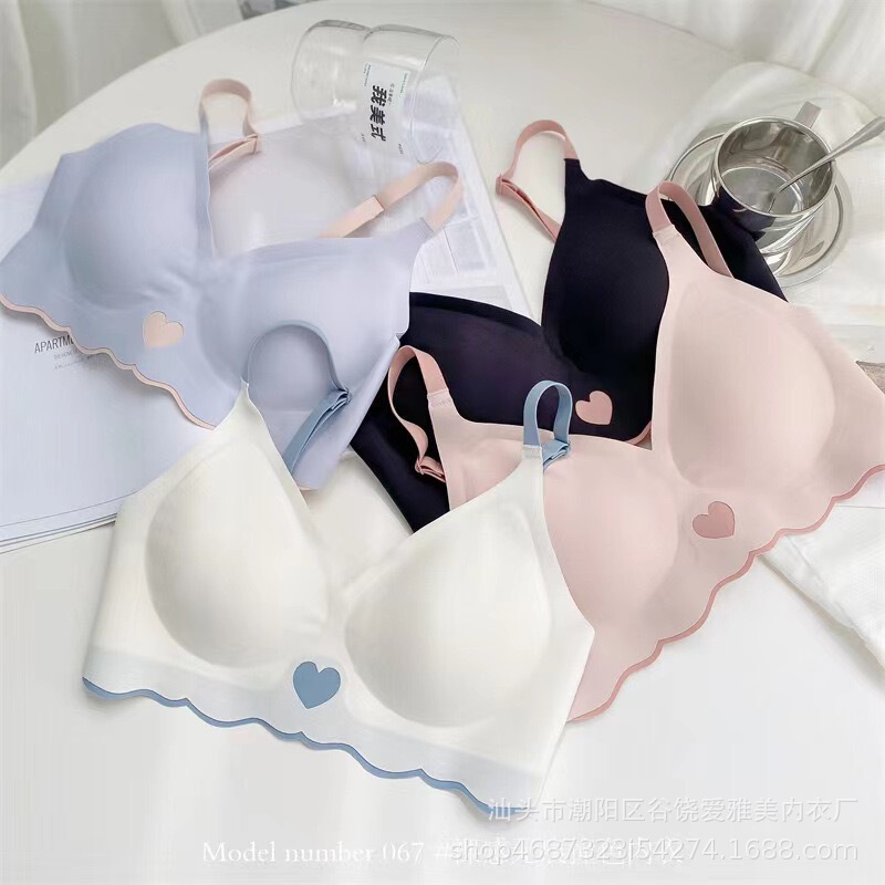 Popular Heart Stealer Thin Seamless Contrast Color Underwear Summer Small Breast Gathering Girls Sports Sleeping Bra