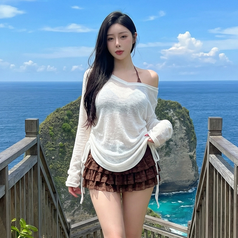 Swimsuit for Women, Sexy Two-Piece Bikini with a Pure and Alluring Style, Three-Piece Long-Sleeve Cover-Up, Lace Hot Spring Vacation Cover-Up Swimsuit